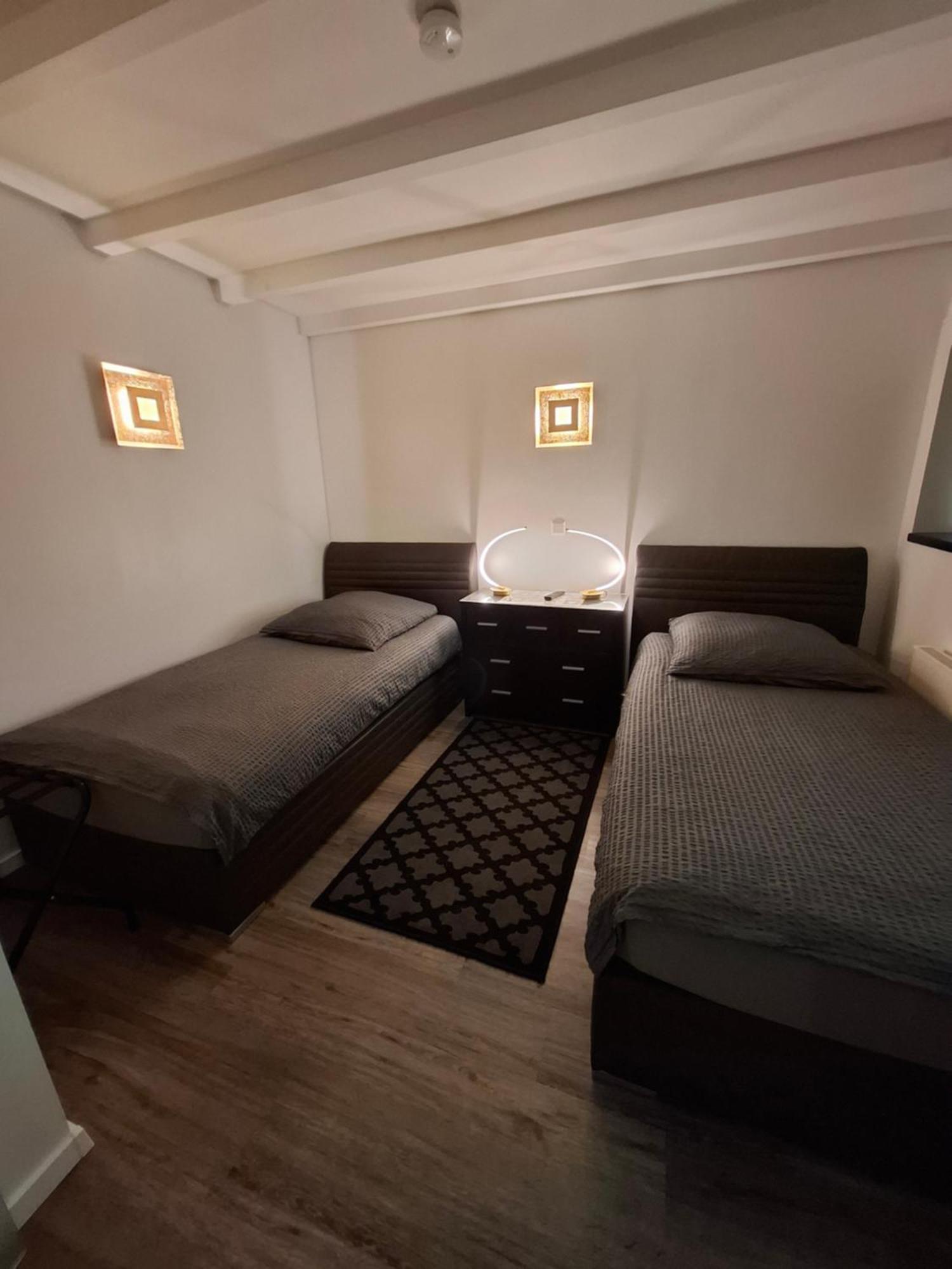 Die Hotelalternative Solingen Eksteriør bilde